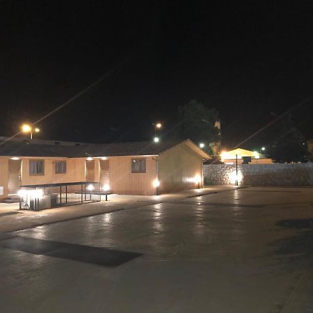 Hostal La Posada De Mari La Cabrera Eksteriør billede