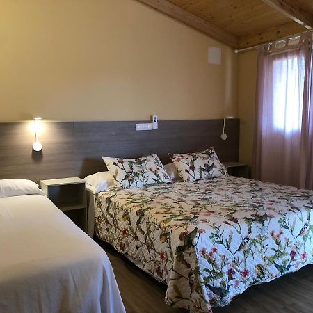 Hostal La Posada De Mari La Cabrera Eksteriør billede